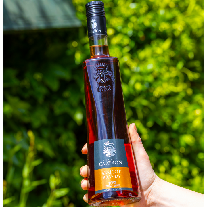 Liqueurs de fruits : 4 idées d’apéritifs frais à partager